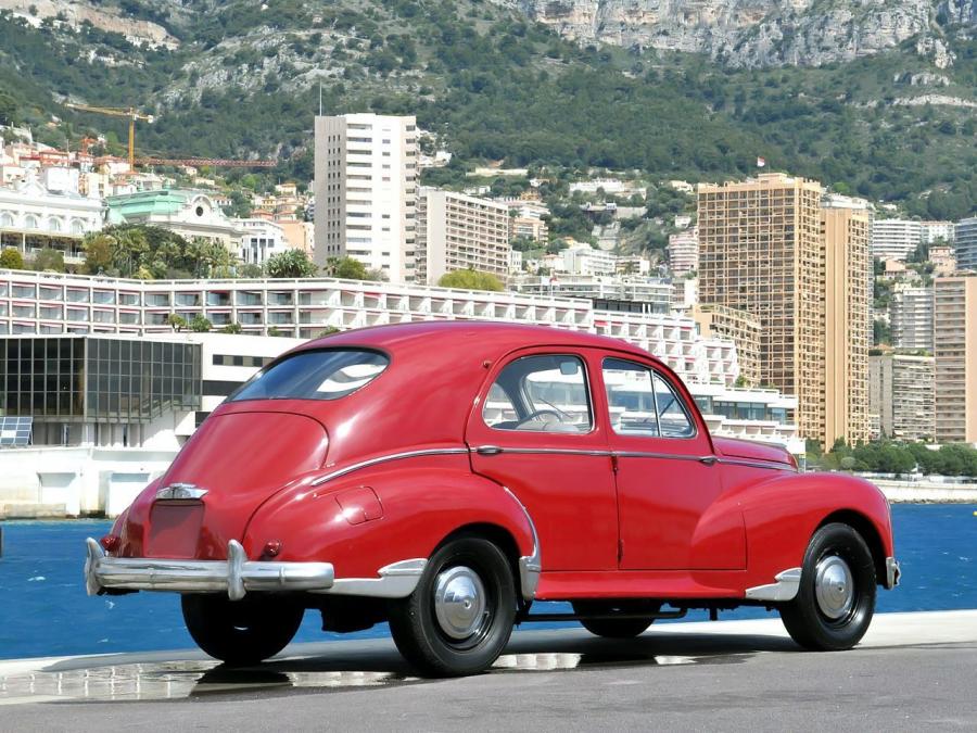  Peugeot 203 1948 года  (фото 13 из 20)